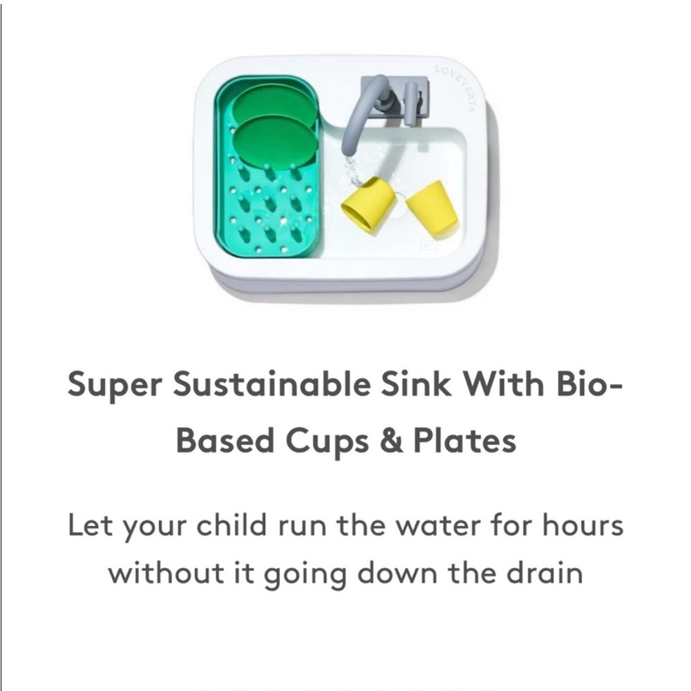 Lovevery Sustainable Sink with Cups and Plates